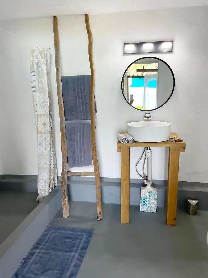 Homestay Lagoon View Apartment Clifton